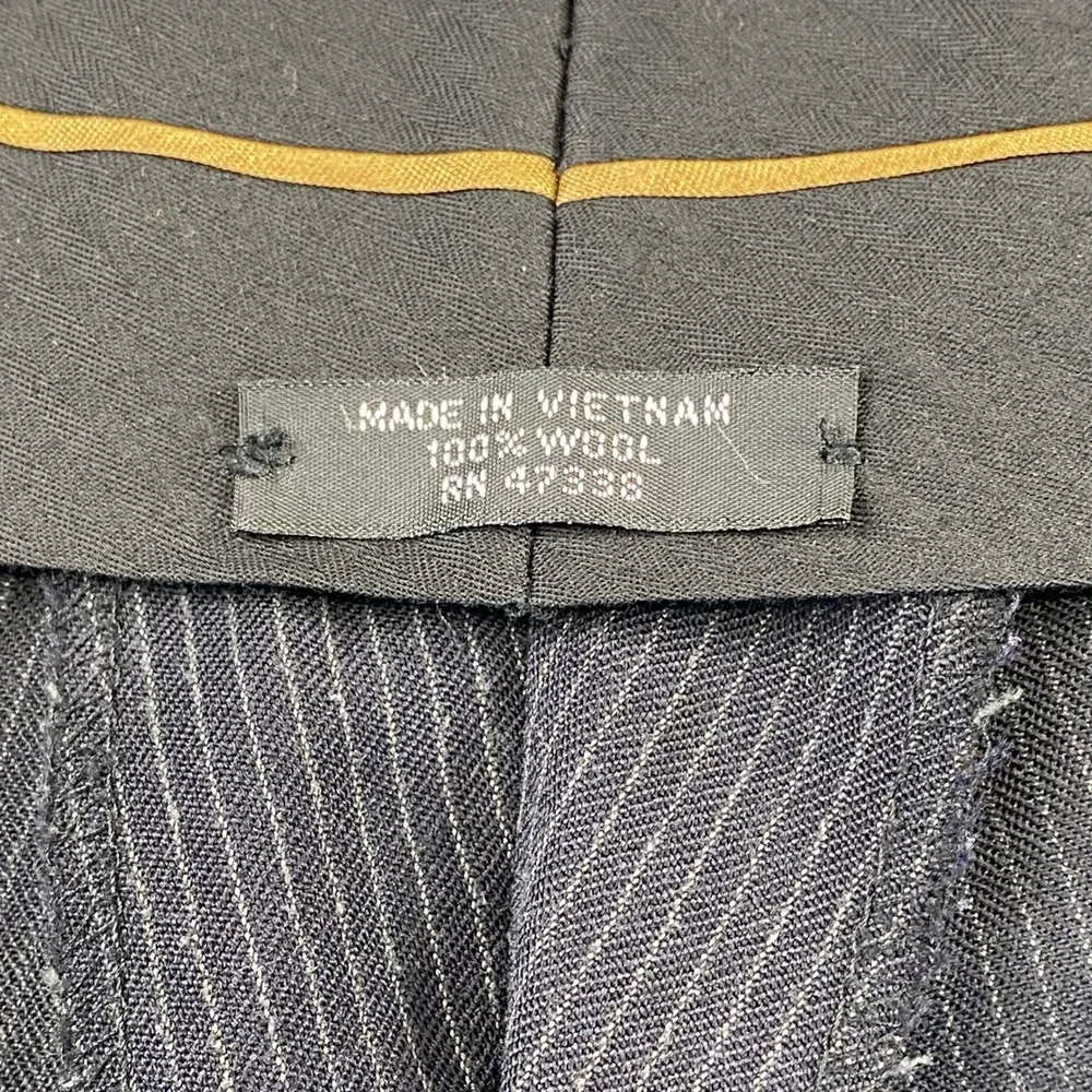 Jones New York Collection Men's L‎ 48 Pinstripe Wool Suit Jacket and Pants Set